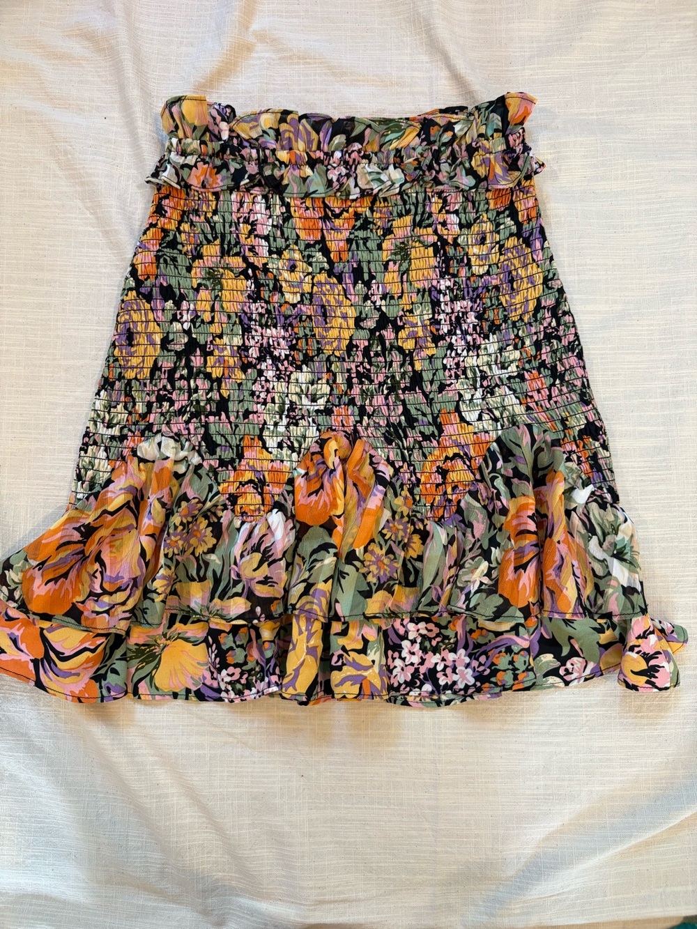 Elliott floral mini skirt smocked and ruffles size XS
